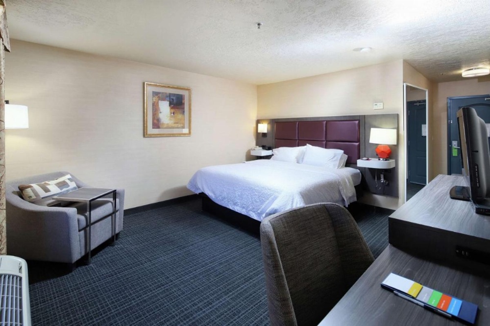 Room image 2