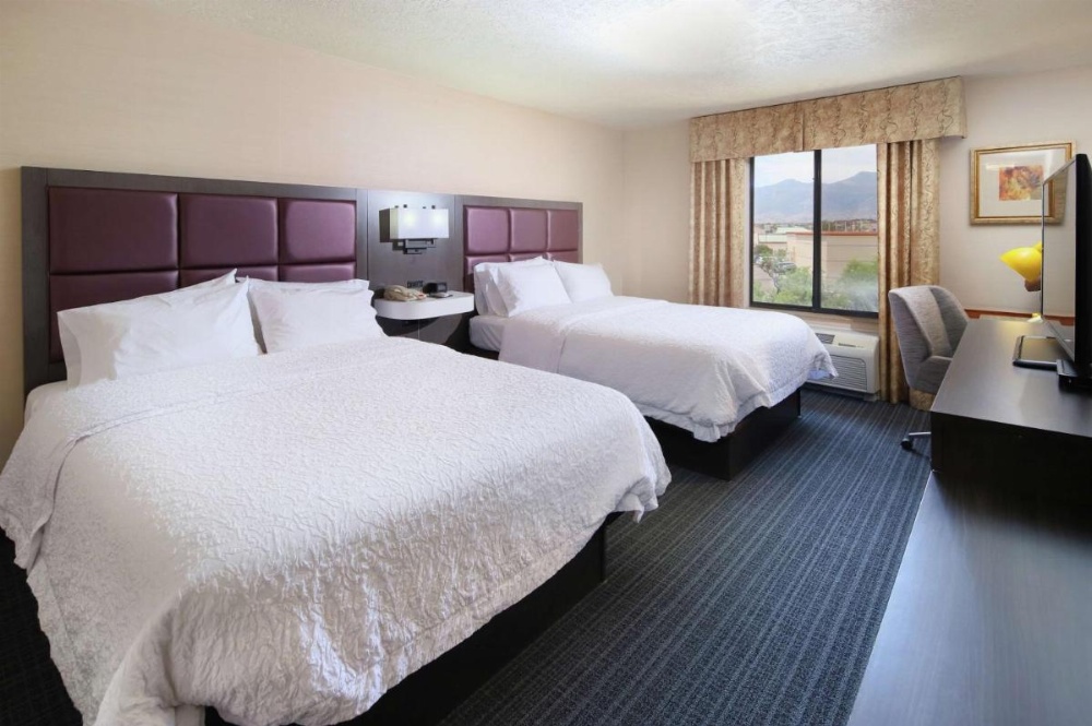 Room image 2